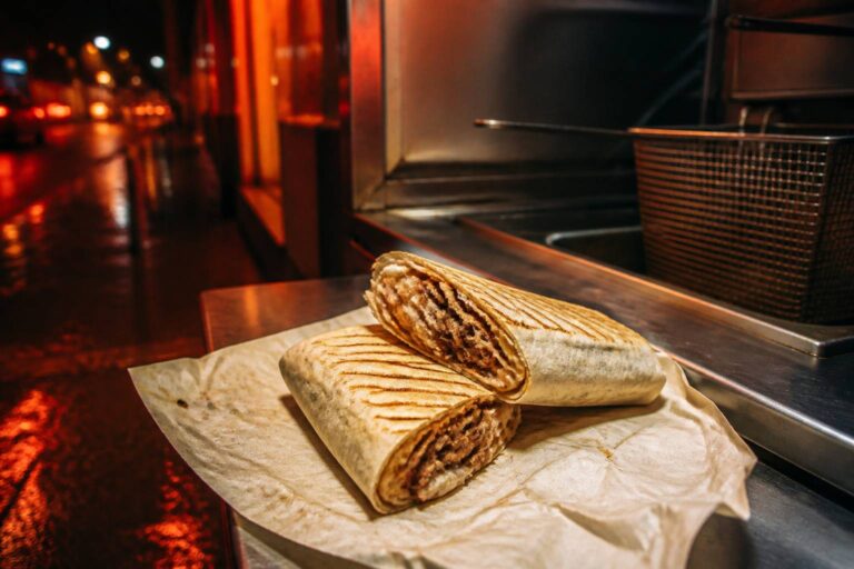 Tacos français : d&rsquo;où vient vraiment le tacos lyonnais